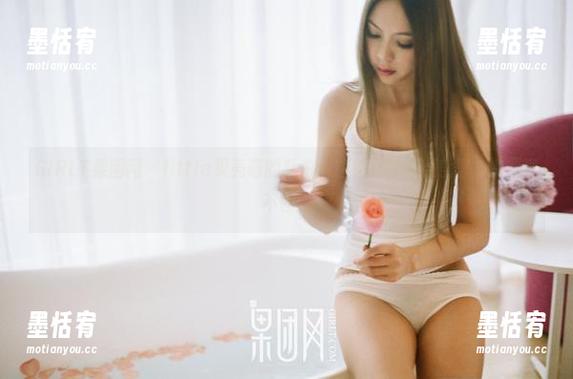 GIRLT果团网 - little贝壳喵的私拍：这兔女郎有点意思，资源真不赖。
