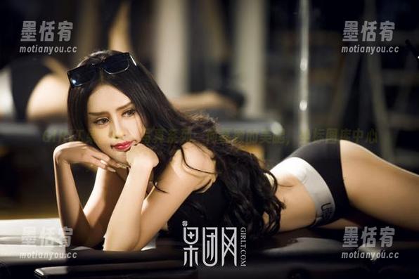 GIRLT果团网 - 写真系列：何嘉颖的美腿，坐标图库中心