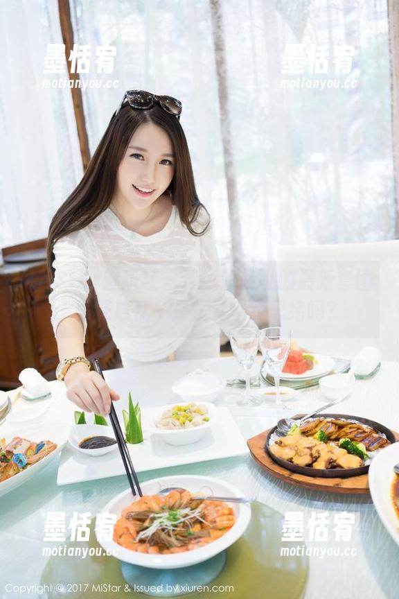 MiStar魅妍社 - 淼淼萌萌哒的最新套图，眼花撩乱，是在套牢我思绪吗？