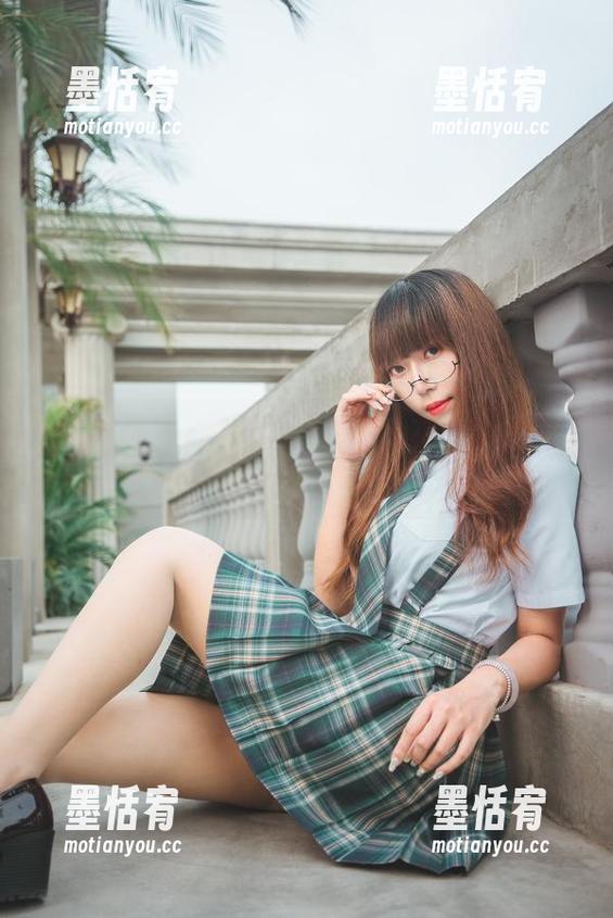 Money冷冷 每一张都是直击灵魂的奶牛,Money冷冷比你想的还要“无圣光”