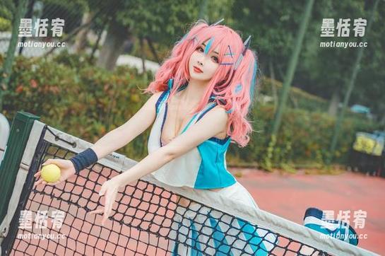 Rioko凉凉子 怎么变得这么美?Rioko凉凉子魔女篇,藏着些许奇特的魔力。