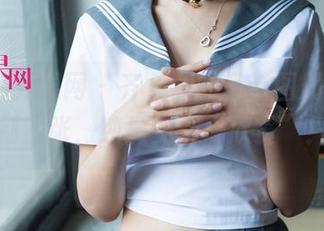 UGirls尤果网 – 齐贝贝的吊带图册来了，别紧张，纯属免费“欣赏”！