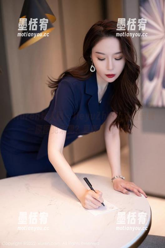 Xiuren秀人网 - HeyuZhang浴室特辑—原图见未见？更新解析一下！