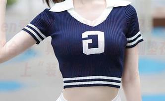 Xiuren秀人网 – KOKO可可又来了,新的瑜伽合集,真觉得该买条瑜伽垫在阳台上“装模作样”一下。