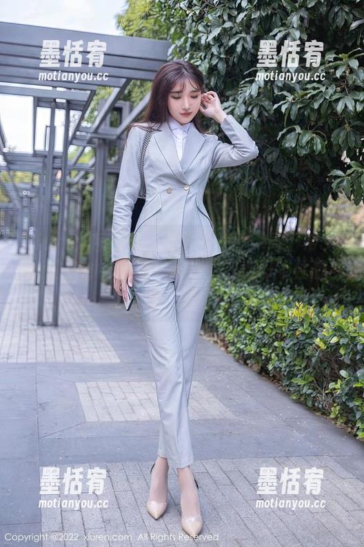 Xiuren秀人网-周于希Sally Xiuren秀人网 - 宅男们惊呼:周于希Sally的白衬衫合集!高清,让我忍不住想多看几眼。