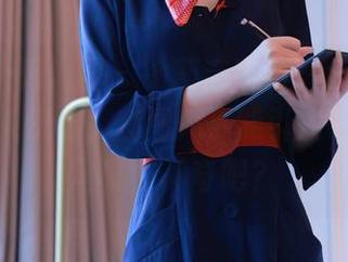 Xiuren秀人网 – 徐莉芝Booty的红裙写真，让人恍惚，套图似乎能引发一场秒杀风暴，神奇吧？