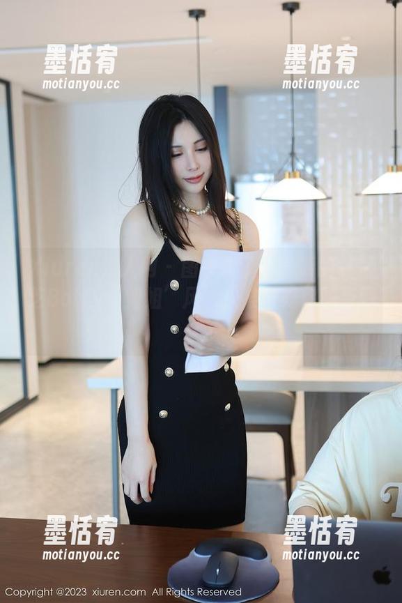 Xiuren秀人网-徐莉芝Botty Xiuren秀人网 - 图集来了!最新的徐莉芝Botty‘姐姐’风,快准备好你的点赞!