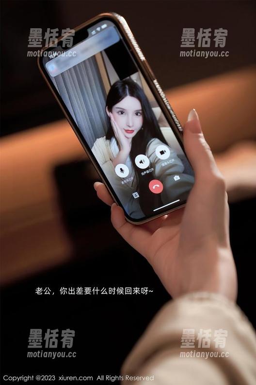 Xiuren秀人网 - 究竟是毛衣好看，还是绯月樱-Chery更迷人？高清原图来帮你解答