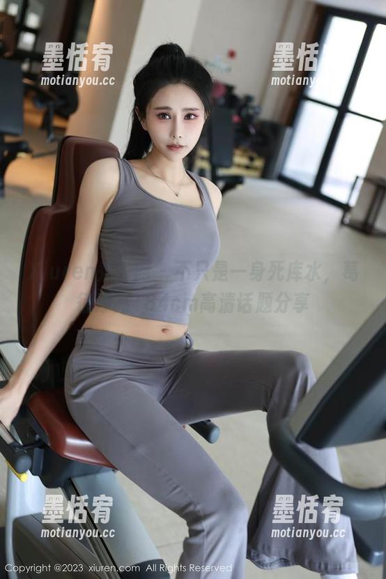 Xiuren秀人网 - 不只是一身死库水，葛征净高184cm高清话题分享