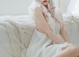 图包抢先看！Yuna(윤아)学姐版的“学姐模式”，谁敢来挑战？