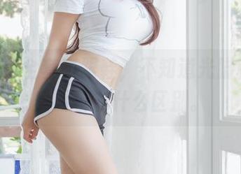 Zzyuri全套高跟鞋，不知道光脚和拼命秀脚都有什么区别。
