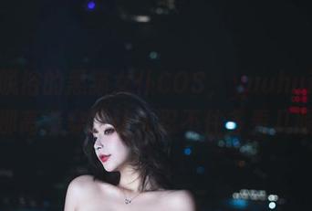 清新脱俗的黑猫女仆COS，yuuhui玉汇那高清穿搭让人忍不住多看几眼