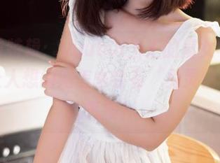 万圣节特辑：yuuhui玉汇的魔女写真图集，让人想问她怎么会有‘鬼灵精怪’的气质！