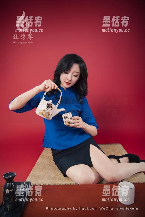 丽柜-肖肖 丽柜 - 肖肖的运动巡礼,竟有这样的套图分享?姿态让人哈喇子直流,不说了。