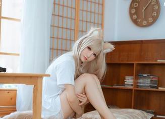 乖乖衣宝:“在线吗,快来看我的圣诞高清‘坐秀’!”