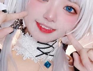 为什么伊喵君_Nya的吊带合集总能让我停留那么久？