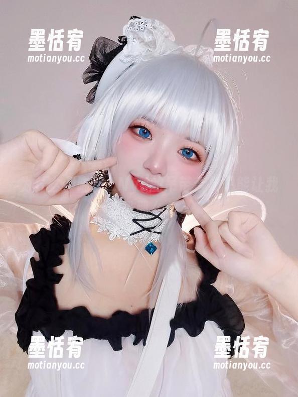 为什么伊喵君_Nya的吊带合集总能让我停留那么久？