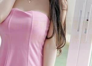 嗲囡囡 – Emily尹菲泳装下载指南：准备好接招了吗？未来的沙滩女神就要来了！