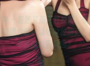 头条女神 – 果然又是王竹校服,快来看这套更新的图片吧!说好的校服风,结果是单纯的校园风吗?