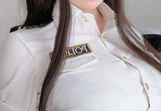 女主K的黑双子免费图册,简直就是在为各位时尚爱好者准备的小惊喜,心里有点小期待。