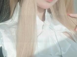 在女主K的白丝兔女郎高清图包里流连忘返,心里畅想的画面却说不清楚。
