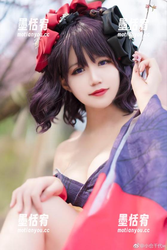 COS和小仓千代w的“明日方舟”女仆作品？这组合吃得我心塞又满足。