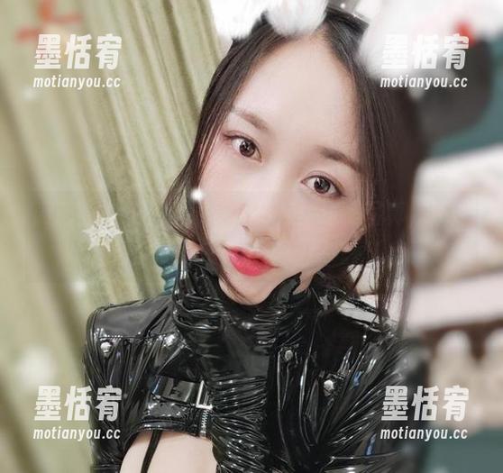 微密圈 - 小玉吃果冻捆好后：这是写真，还是新型健身法？合集一探究竟！