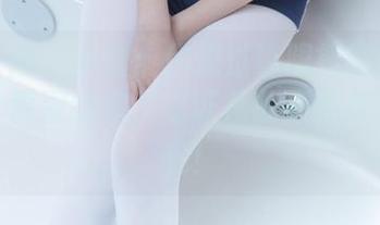 少女秩序 – 小鱼：你见过带眼镜的超模吗？全套原图给你，保证从此不再低头看手机！