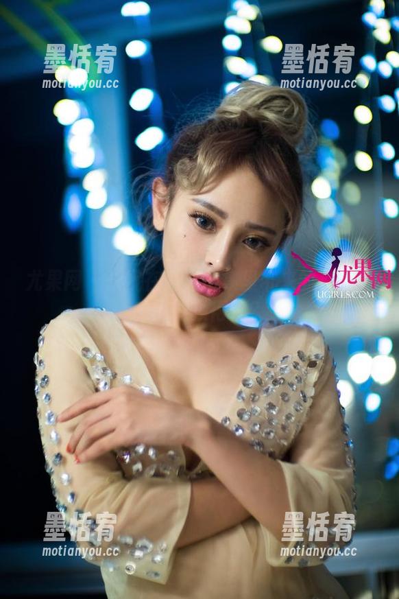 尤果网 - 米妮在高清图集里带来的温柔感，谁能顶得住？