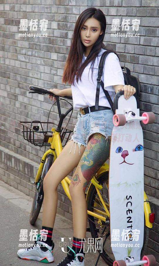尤果网爱尤物 - 说说看“观看E宝贝妹妹”，有时候那种不经意的美特别打动人