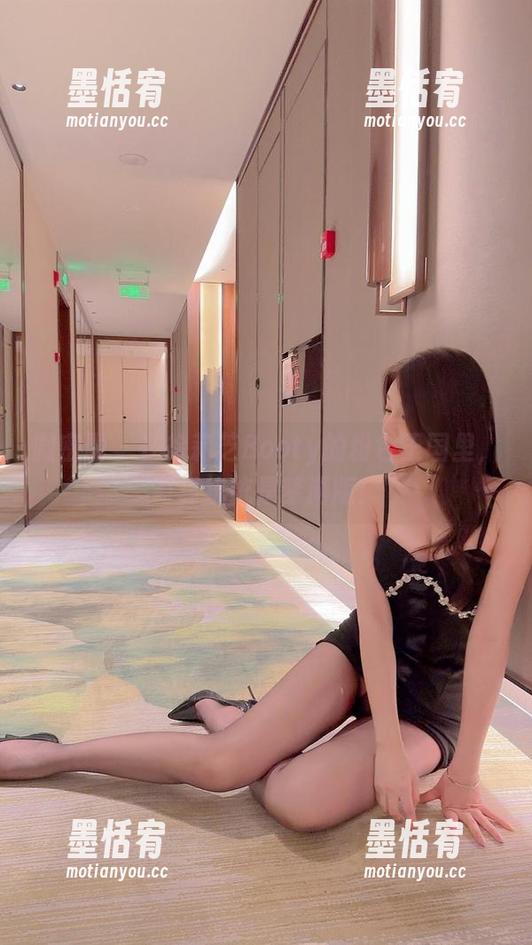 微密圈 - 在徐莉芝Booty的粉色王国里，写真统统是梦游版！