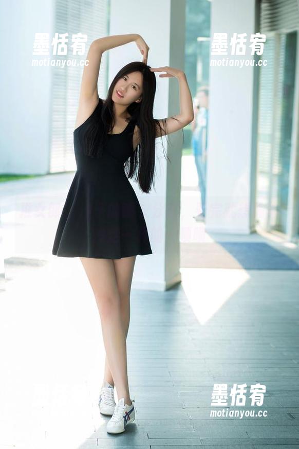 推女郎-沙子 推女郎 - 沙子的睡衣分享,看完就想偷偷拎走一样的…啧啧