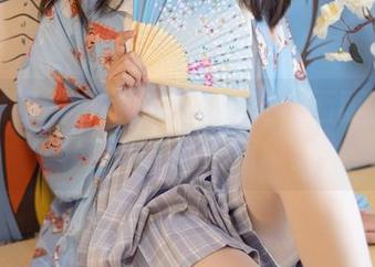 森萝财团 – 白裙+Sia，精选的画面告诉我：无可替代的简单。