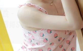模范学院 – 私拍与和服的巧妙拼接，图片里的柳侑绮Sevenbaby似乎在跟我们眨眼