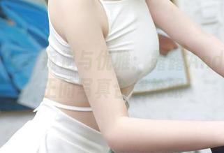 模范学院 – 叛逆与优雅：露露Andrea女王的写真合集抢眼