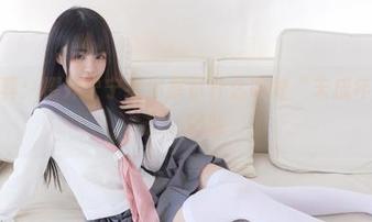 校服写真：樱井宁宁给你展示什么叫做“未成年”的风范，哈哈