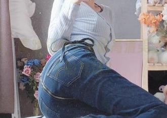 就问你,喜欢樱井小莜的高清美图还是魔王的气场?
