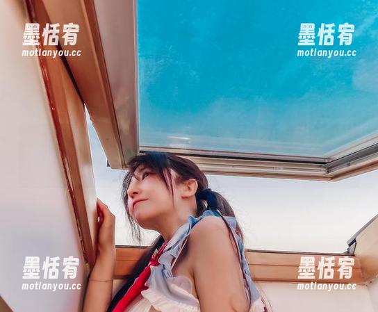 樱晚gigi的新鲜合集：职场忙碌中的无风下午，你能理解吗？