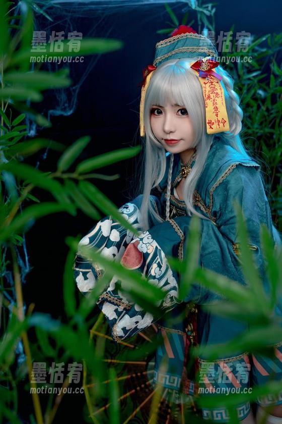爆机少女喵小吉和她的和服写真集：原图中藏着啥呢？
