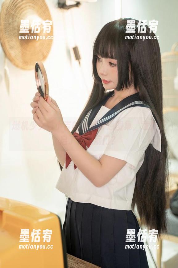 爆机少女喵小吉的丝袜奇遇图集，意外开启了另一扇门？