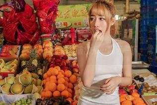 爱丝 – 看若兮如何用灰丝套图打破常规…哦等一下，常规是什么？