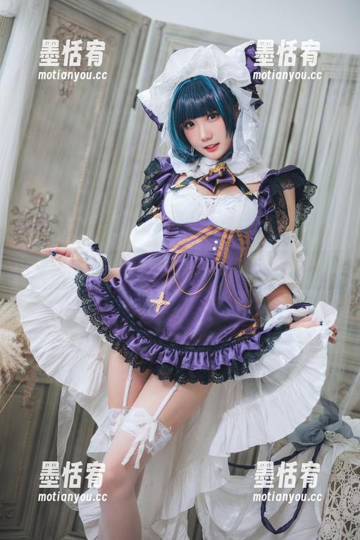 冷静！瓜希酱的吊带高清写真真的很撩