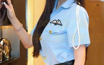 秀人网 – Suki_baby的“油亮”原图：小心，不要被光滑的色调迷了眼
