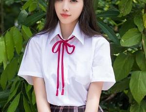 秀人网 – 徐莉芝Botty合集里的浴室探险：谁不爱那水流淋漓的视角？
