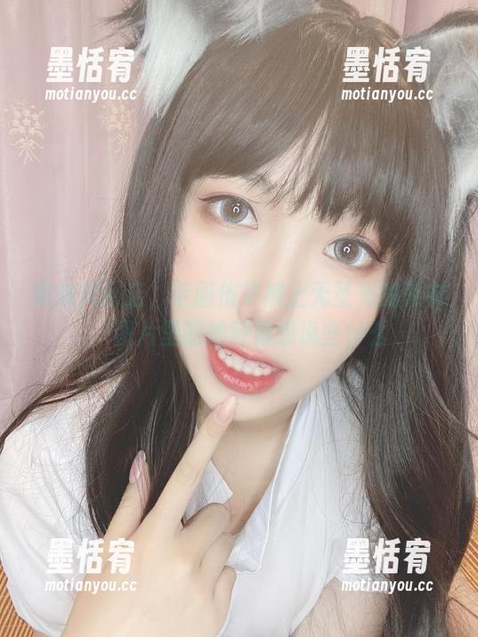兽娘风俗店，芋圆侑子披上无圣光的外衣，图片里的她好像想说些什么