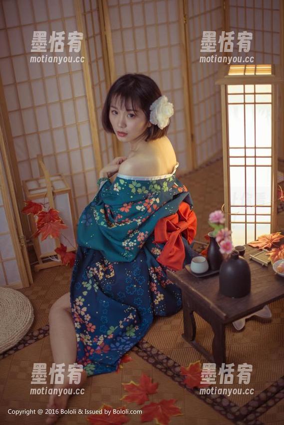 菠萝社-许文婷 菠萝社 - 高清纯白写真集:许文婷让你看得像在逛无印良品的白色淋浴间!