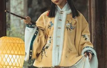 少女竹马与原图的故事，蠢沫沫的精选大概就是那小秘密吧？