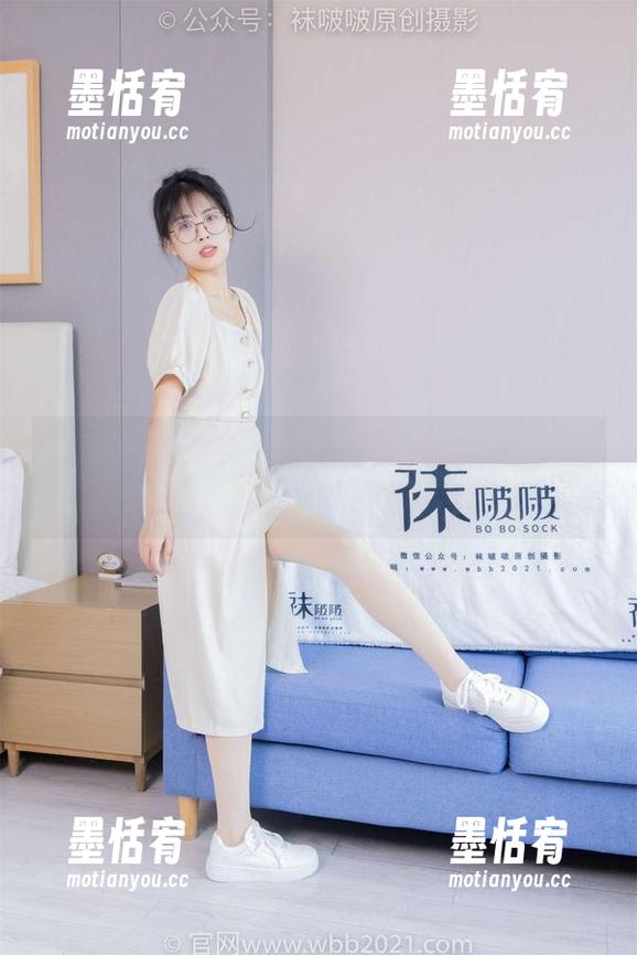 袜啵啵-稚予 袜啵啵 - 千万别误会,稚予的女仆装原图分享只是让我更想喝奶茶而已