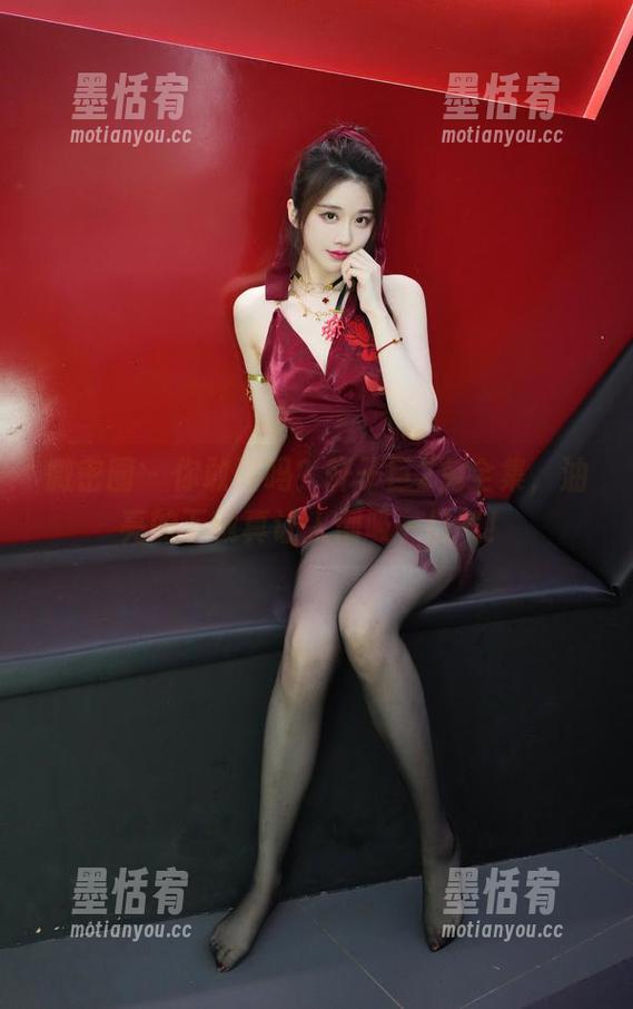 微密圈 - 你敢碰吗？轩子巨2兔全集，油亮的下载真让人倒吸一口气！
