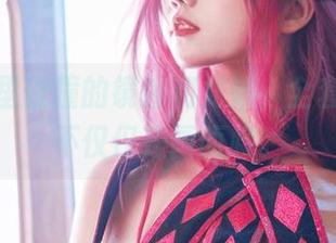 在原图里碰撞的镜酱和龙娘,全套来袭,不仅仅是画面哦。